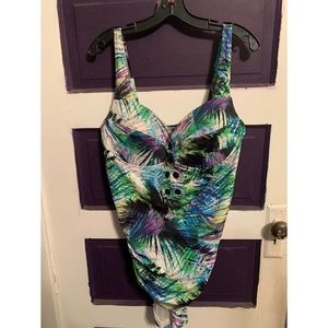 Multicolored 2x one piece Torrid bathing suit.